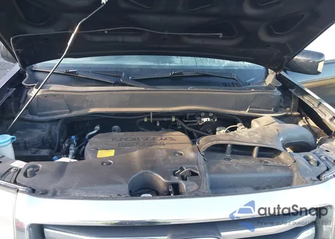 2015 Honda Pilot Touring from USA, damaged, VIN 5FNYF4H92FB004685